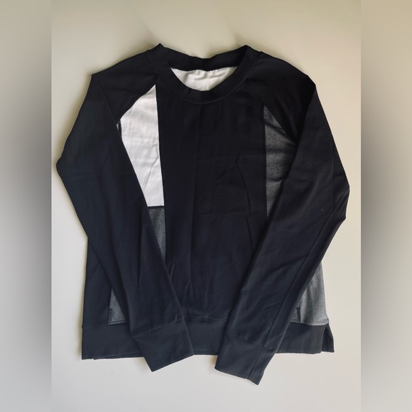 lululemon athletica Sweaters - Rare Lululemon Crew Neck Pullover